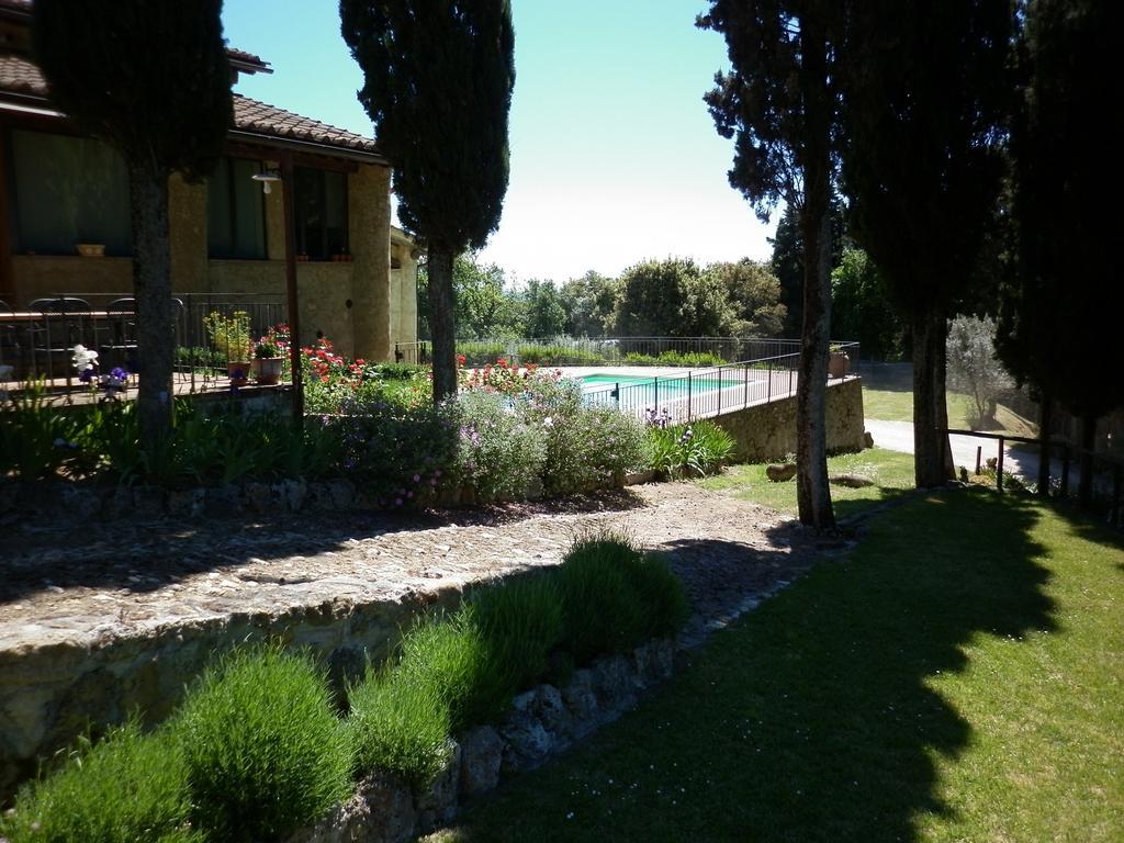 Podere Le Grotte San Gimignano Zewnętrze zdjęcie